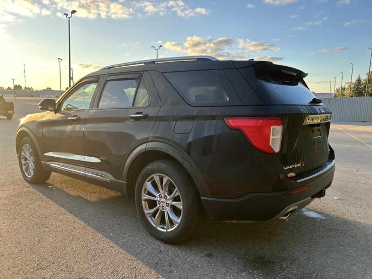 2021 Ford Explorer Limited 4WD | No Accidents | Leather Seats | Heated Steering Photo