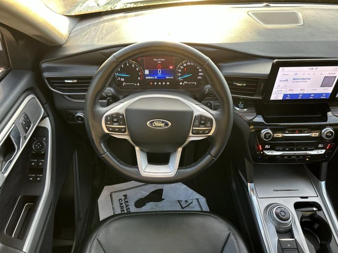 2021 Ford Explorer Limited 4WD | No Accidents | Leather Seats | Heated Steering Photo