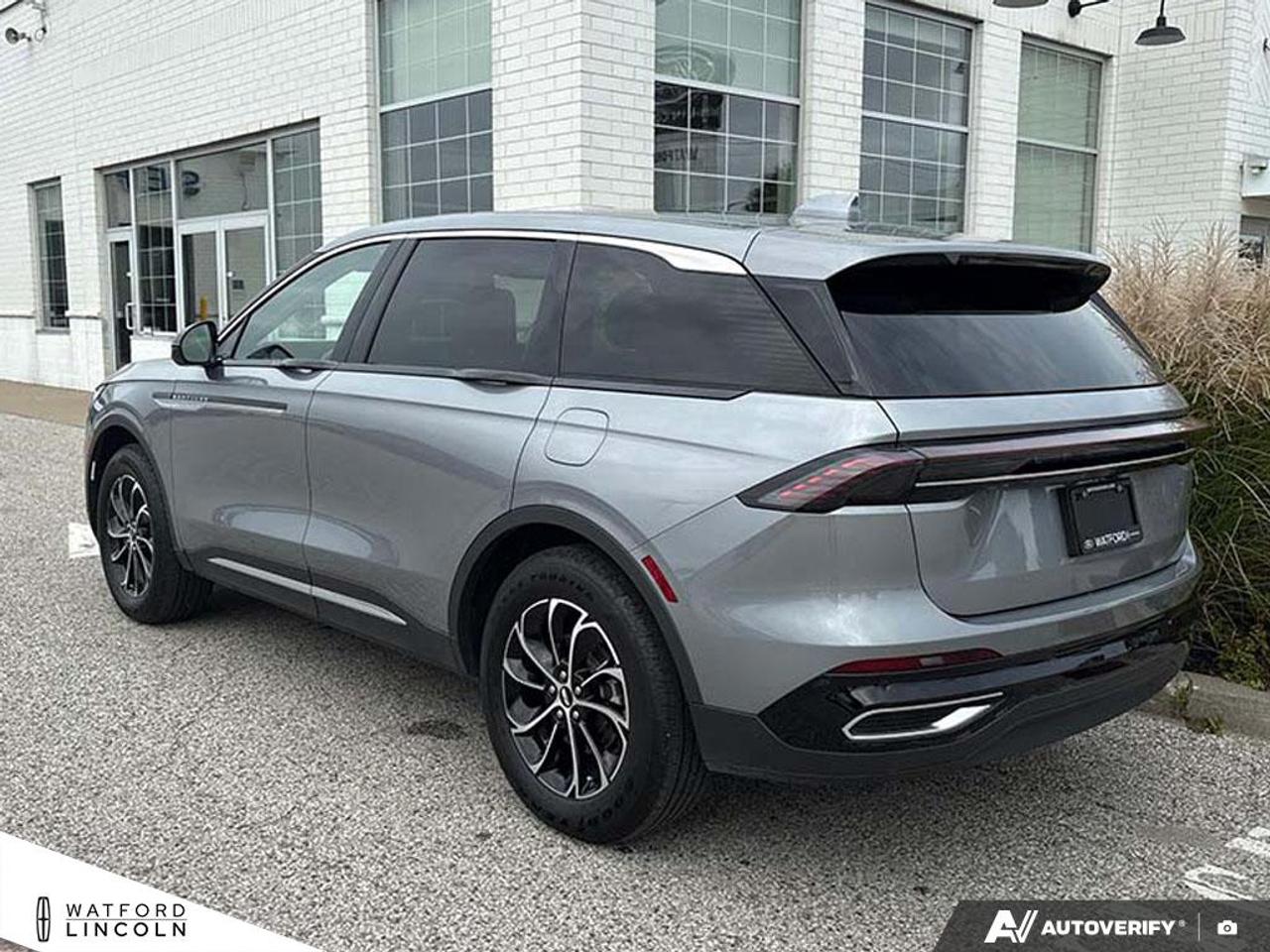 2025 Lincoln Nautilus Premiere AWD Photo
