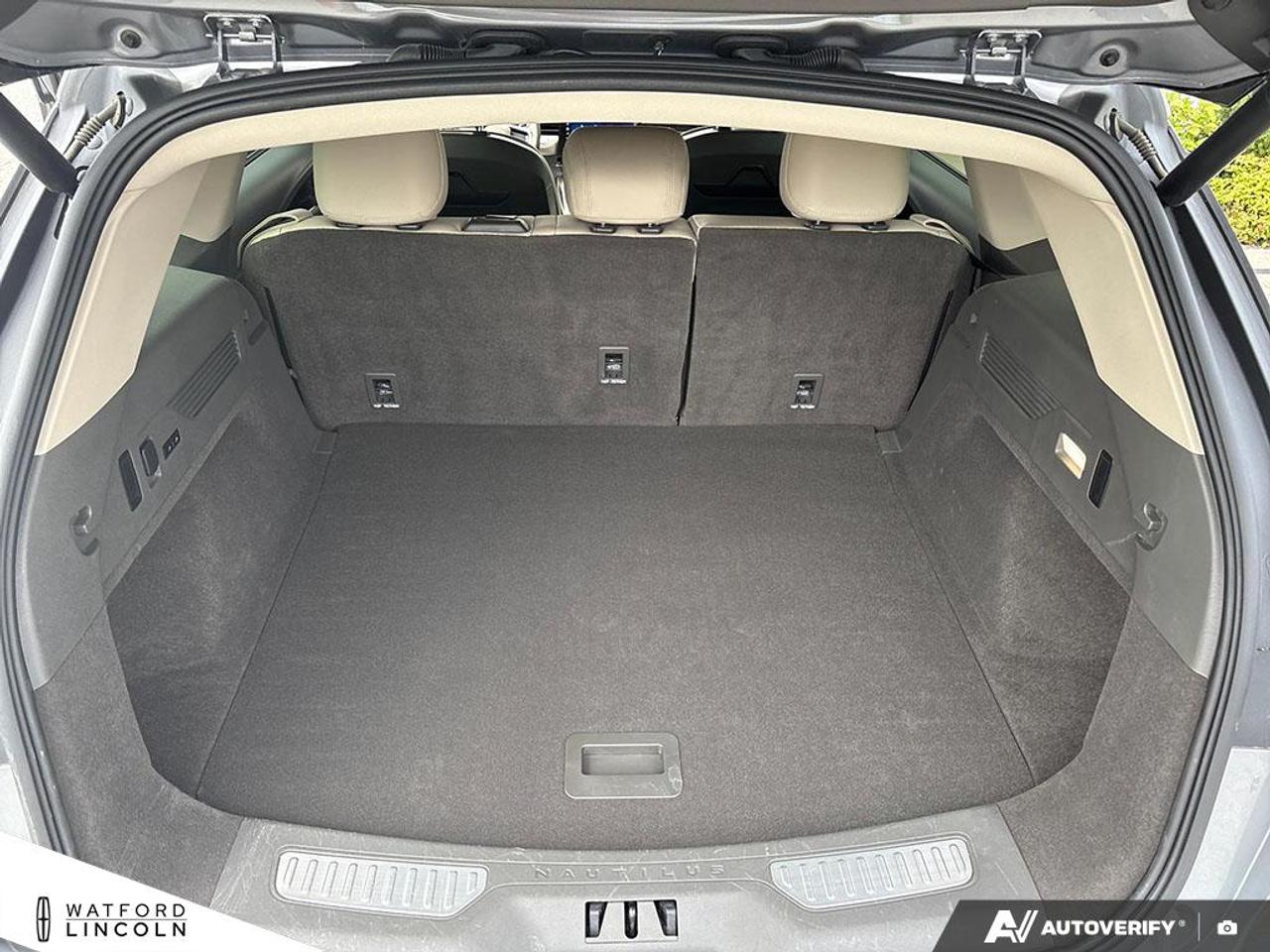 2025 Lincoln Nautilus Premiere AWD Photo