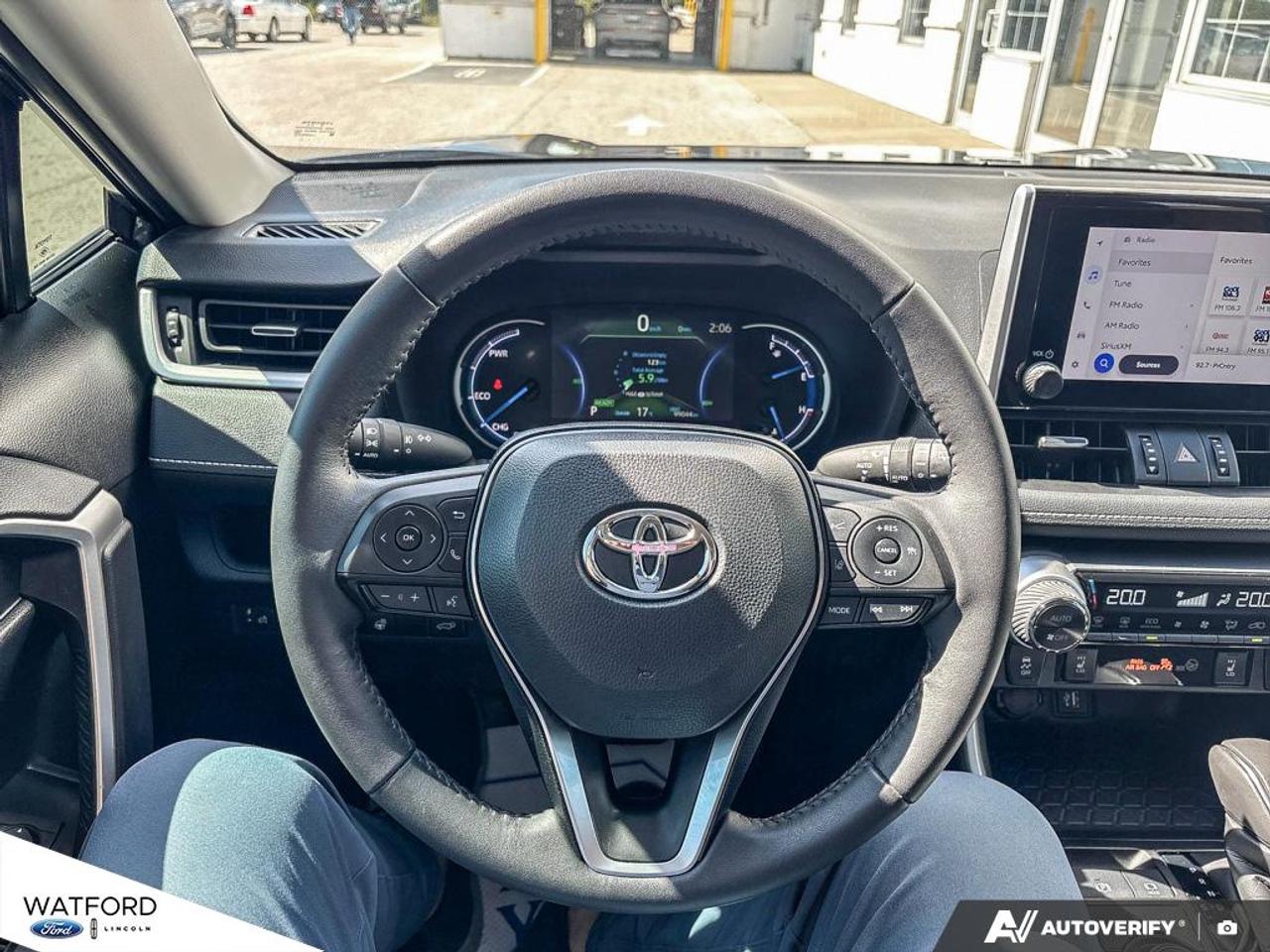 2024 Toyota RAV4 XLE AWD Photo