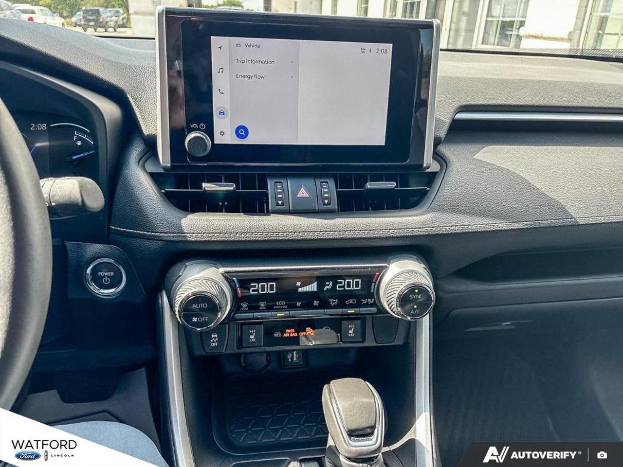 2024 Toyota RAV4 XLE AWD Photo