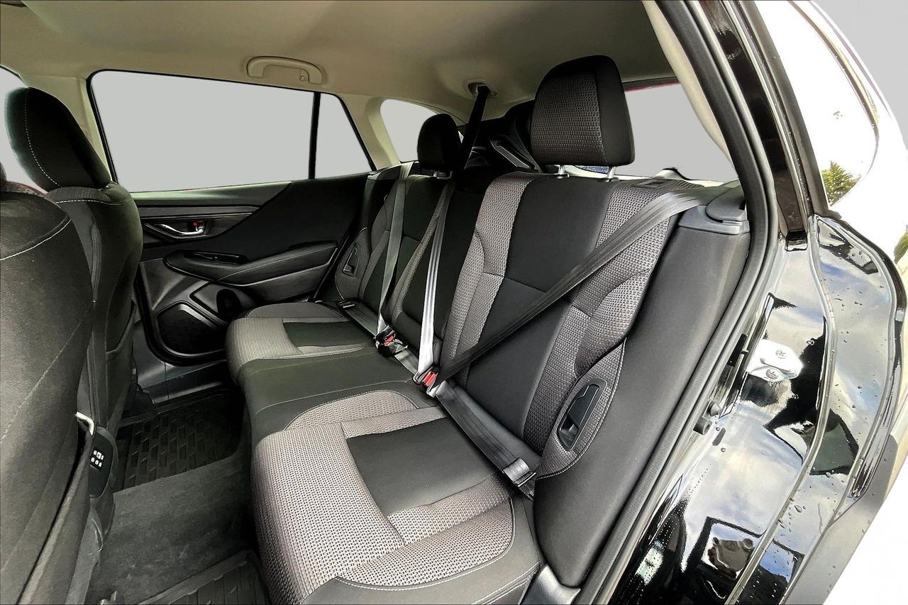 2023 Subaru Outback Touring | Backup Cam | Blind Spot | Power Liftgate Photo