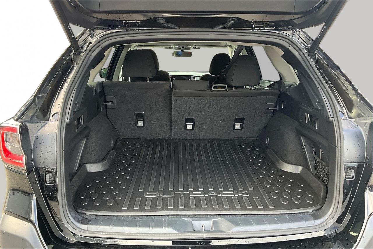 2023 Subaru Outback Touring | Backup Cam | Blind Spot | Power Liftgate Photo