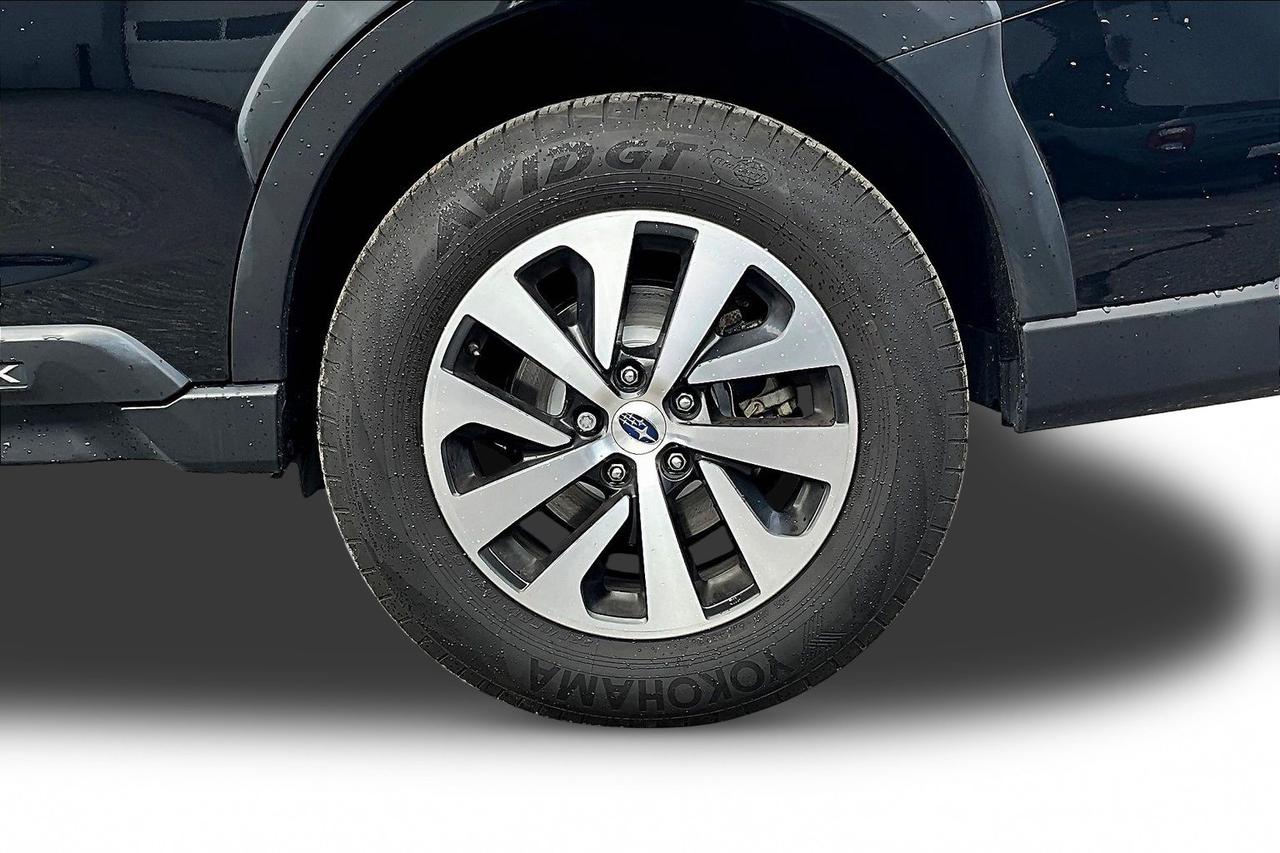 2023 Subaru Outback Touring | Backup Cam | Blind Spot | Power Liftgate Photo