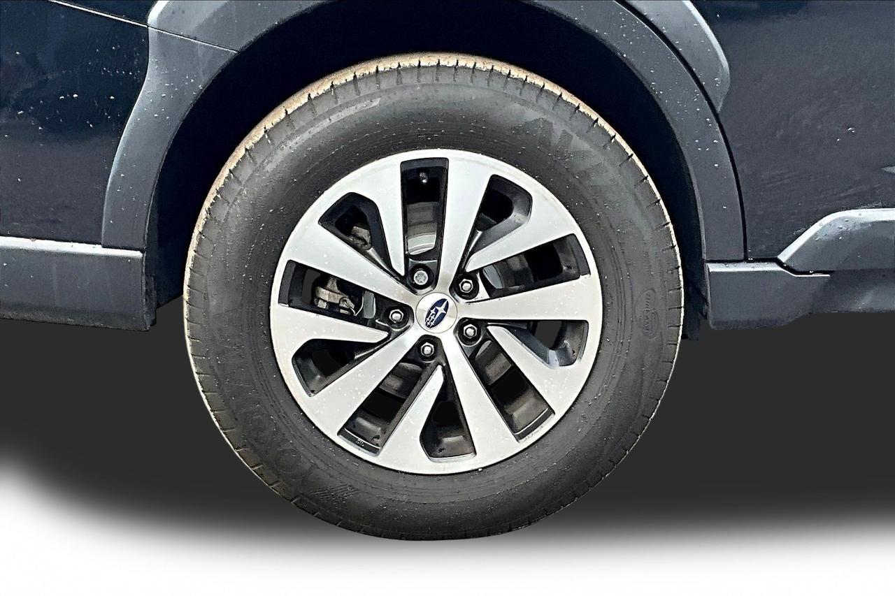 2023 Subaru Outback Touring | Backup Cam | Blind Spot | Power Liftgate Photo