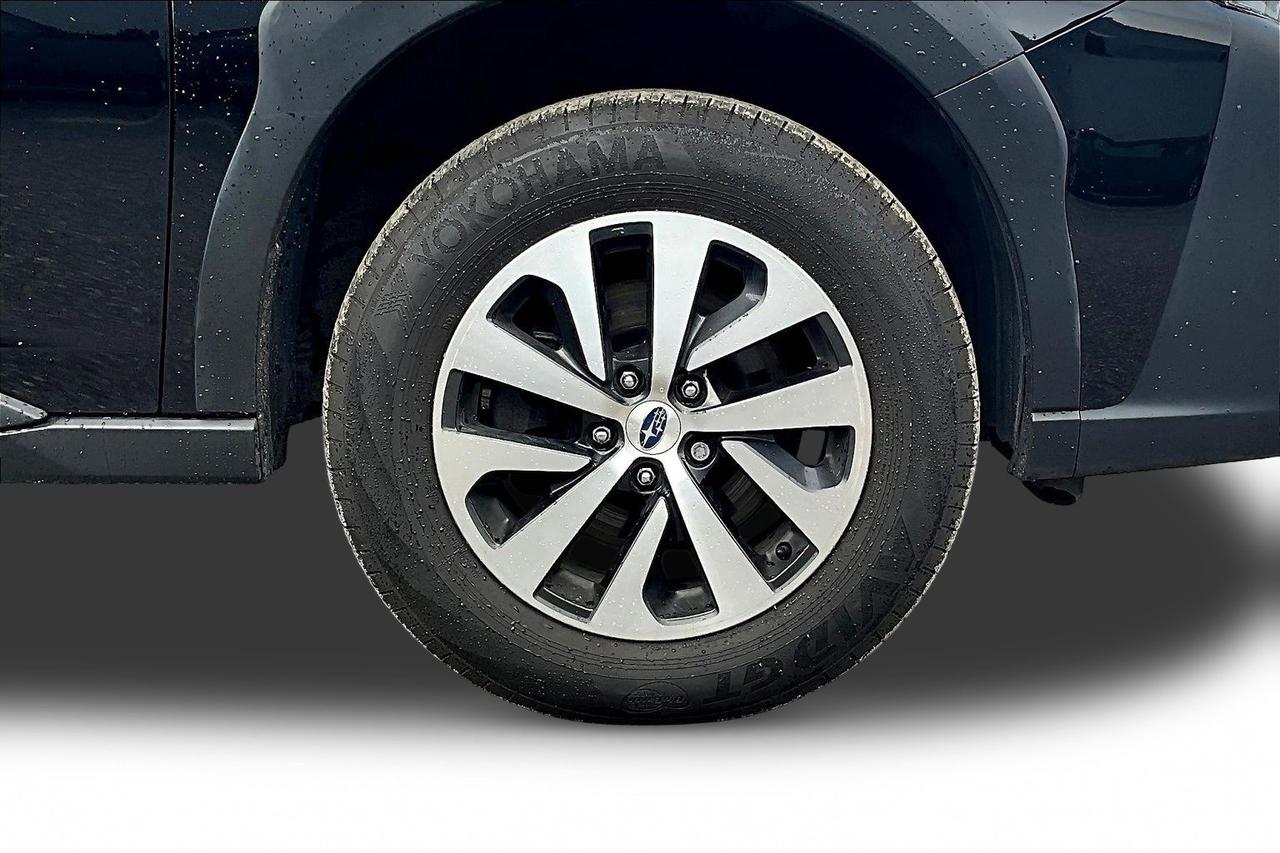 2023 Subaru Outback Touring | Backup Cam | Blind Spot | Power Liftgate Photo