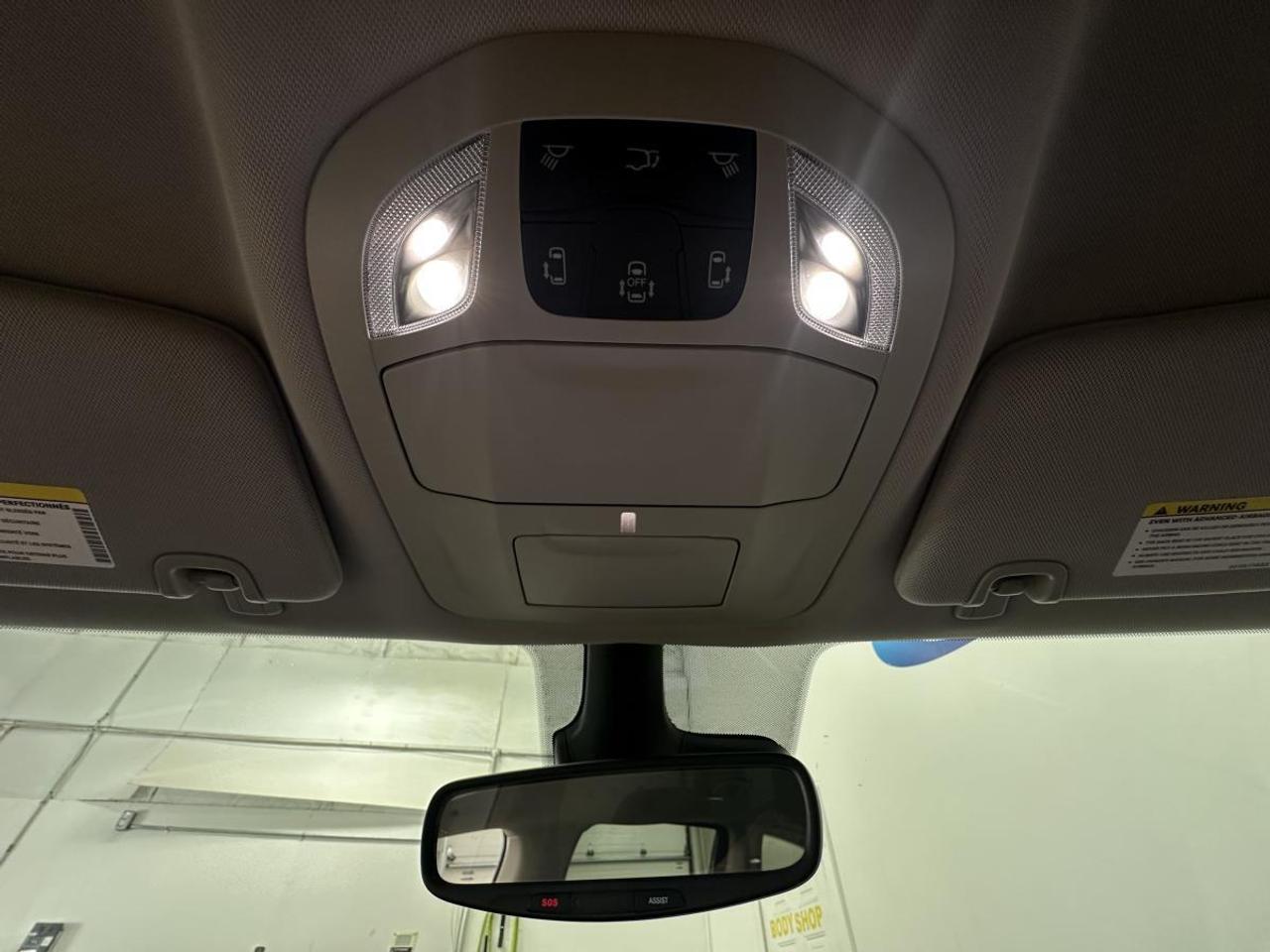 2024 Dodge Grand Caravan SXT/DUAL SLIDERS/NAVIGATION/PWR GATE! Photo