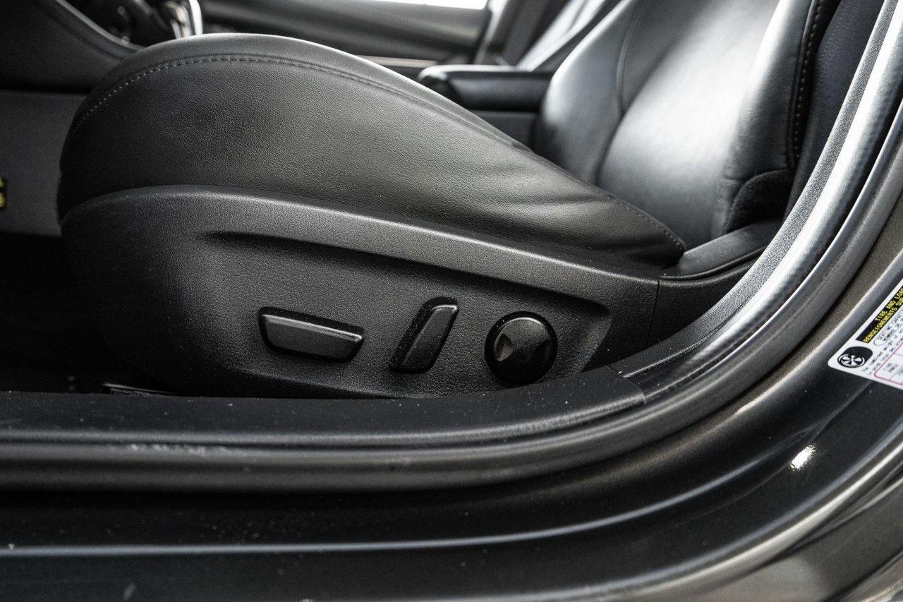 2023 Mazda MAZDA3 GS Photo