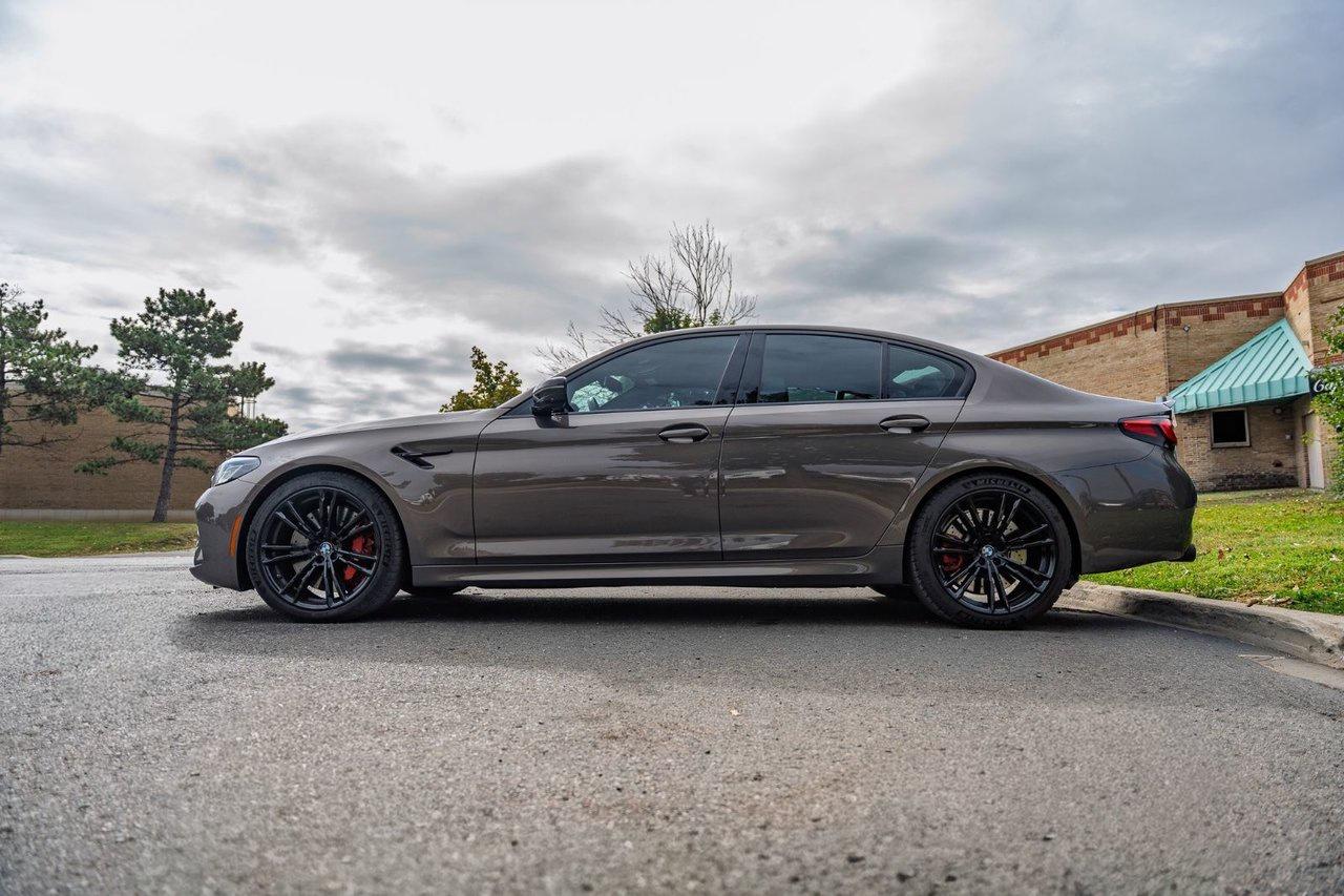 2022 BMW M5 Competition ULTIMATE PACKAGE Photo