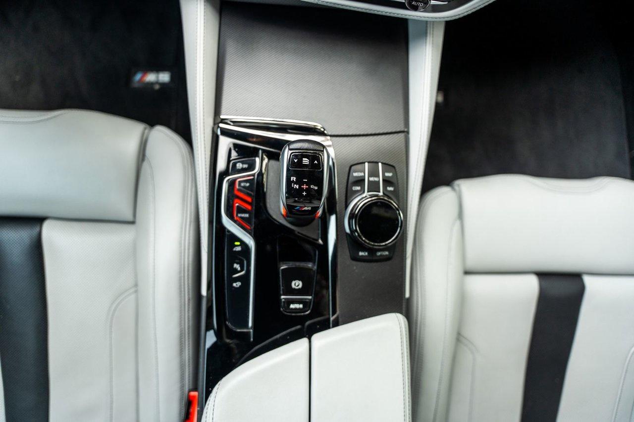 2022 BMW M5 Competition ULTIMATE PACKAGE Photo