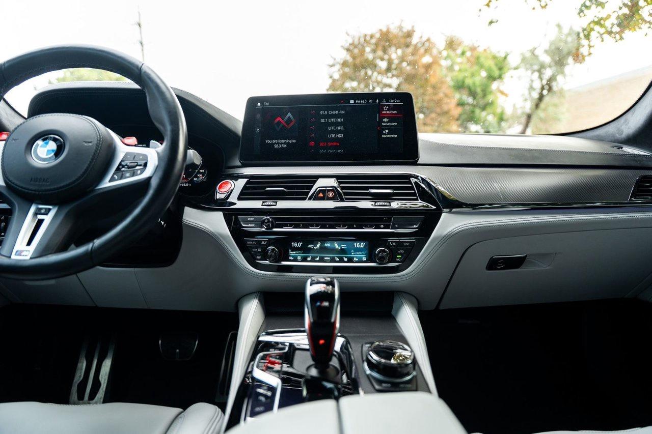 2022 BMW M5 Competition ULTIMATE PACKAGE Photo