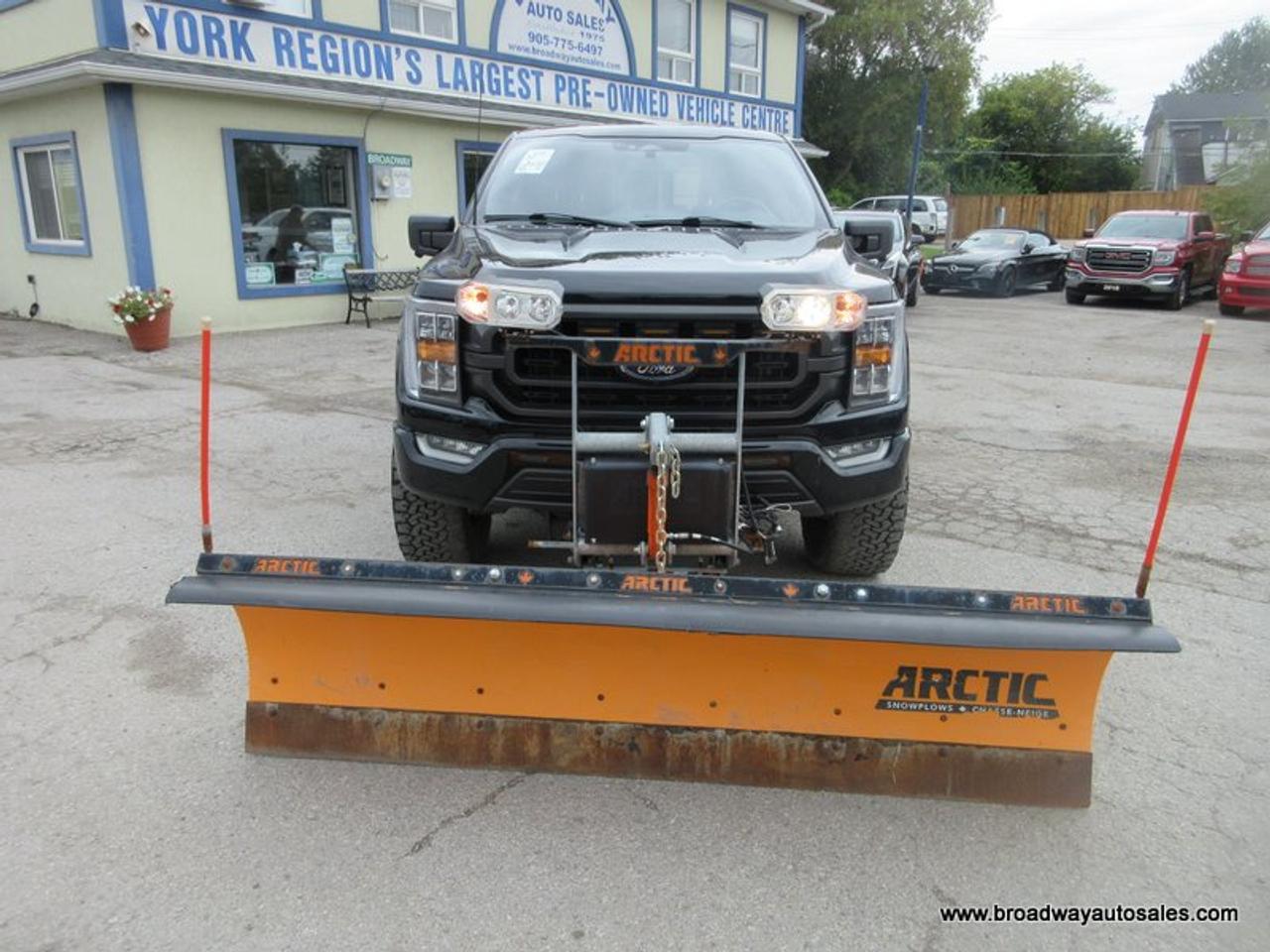 2022 Ford F-150 WINTER-READY XLT-MODEL 5 PASSENGER 5.0L - V8.. 4X4.. CREW-CAB.. SHORTY.. ARCTIC-STRAIGHT-PLOW.. HEATED SEATS.. BACK-UP CAMERA.. BLUETOOTH SYSTEM.. Photo