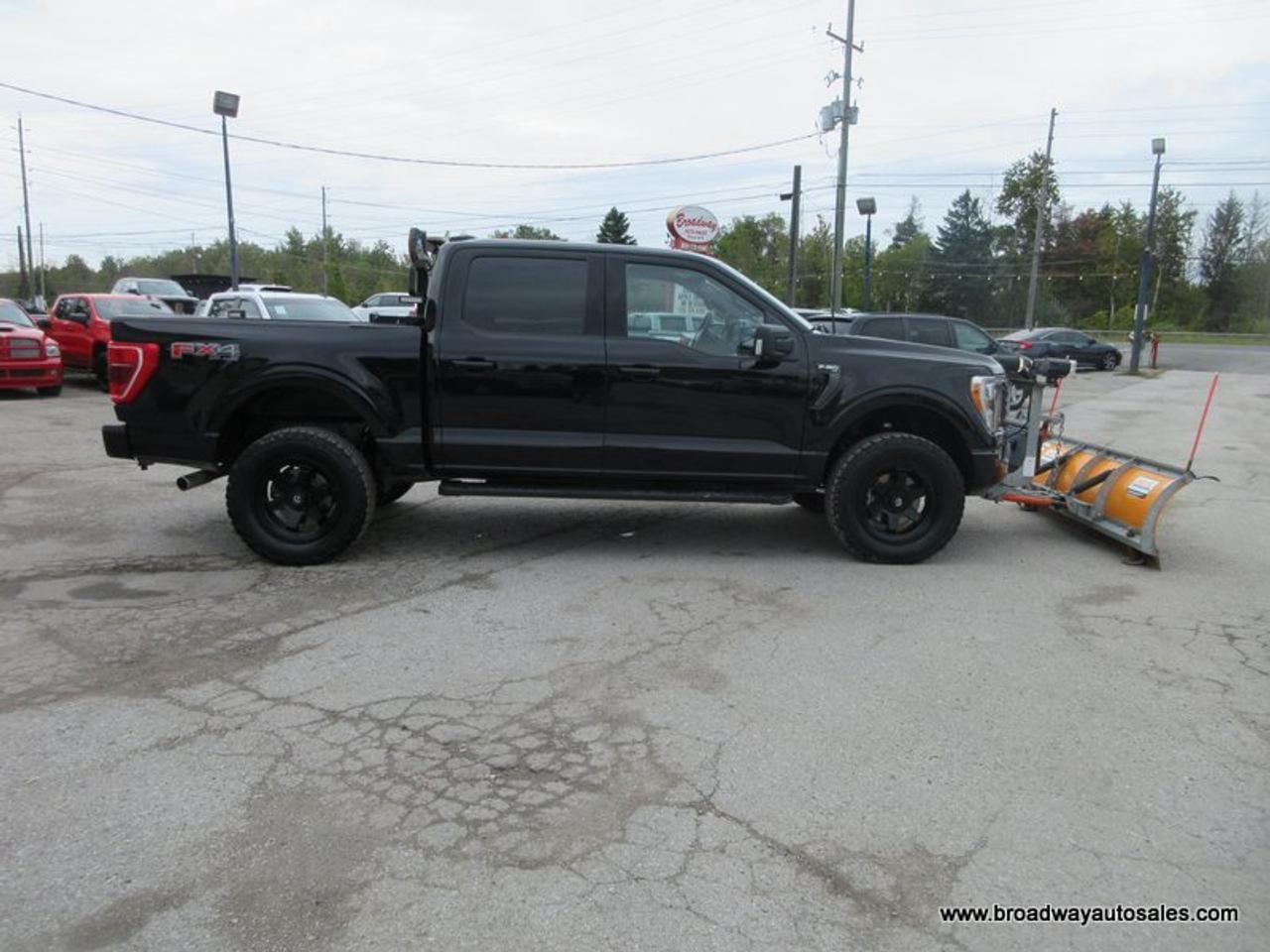 2022 Ford F-150 WINTER-READY XLT-MODEL 5 PASSENGER 5.0L - V8.. 4X4.. CREW-CAB.. SHORTY.. ARCTIC-STRAIGHT-PLOW.. HEATED SEATS.. BACK-UP CAMERA.. BLUETOOTH SYSTEM.. Photo