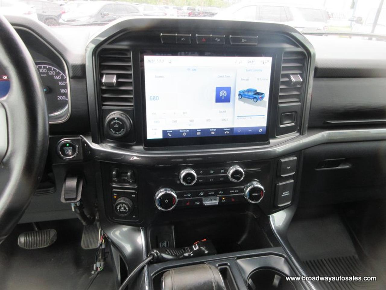 2022 Ford F-150 WINTER-READY XLT-MODEL 5 PASSENGER 5.0L - V8.. 4X4.. CREW-CAB.. SHORTY.. ARCTIC-STRAIGHT-PLOW.. HEATED SEATS.. BACK-UP CAMERA.. BLUETOOTH SYSTEM.. Photo