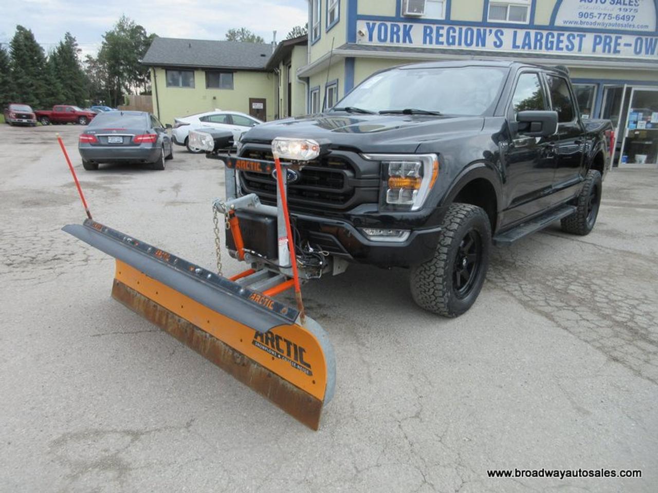 2022 Ford F-150 WINTER-READY XLT-MODEL 5 PASSENGER 5.0L - V8.. 4X4.. CREW-CAB.. SHORTY.. ARCTIC-STRAIGHT-PLOW.. HEATED SEATS.. BACK-UP CAMERA.. BLUETOOTH SYSTEM.. Photo