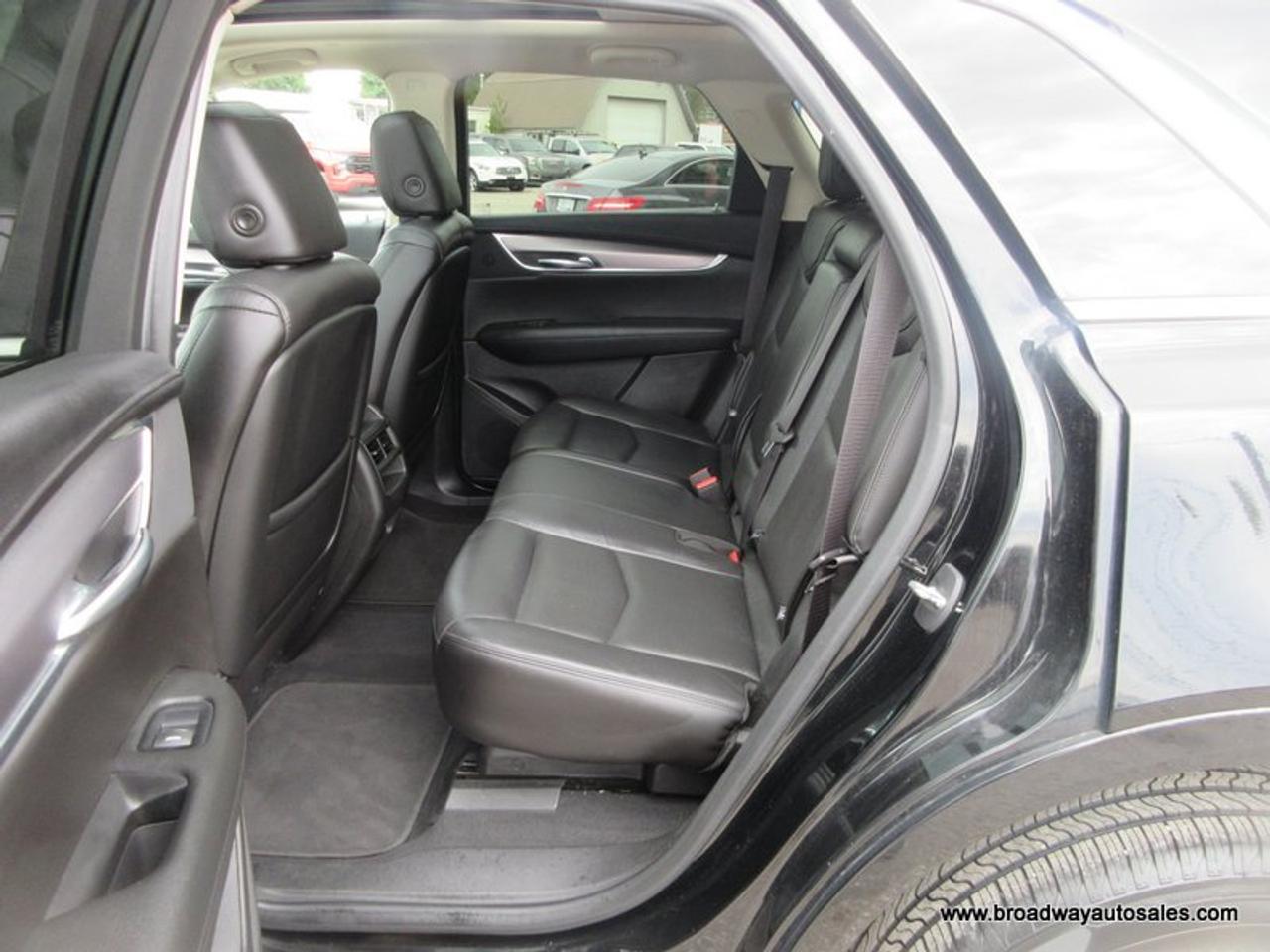2019 Cadillac XT5 ALL-WHEEL DRIVE LUXURY-MODEL 5 PASSENGER 3.6L - V6.. NAVIGATION.. PANORAMIC SUNROOF.. LEATHER.. HEATED SEATS & WHEEL.. BOSE PREMIUM AUDIO.. Photo