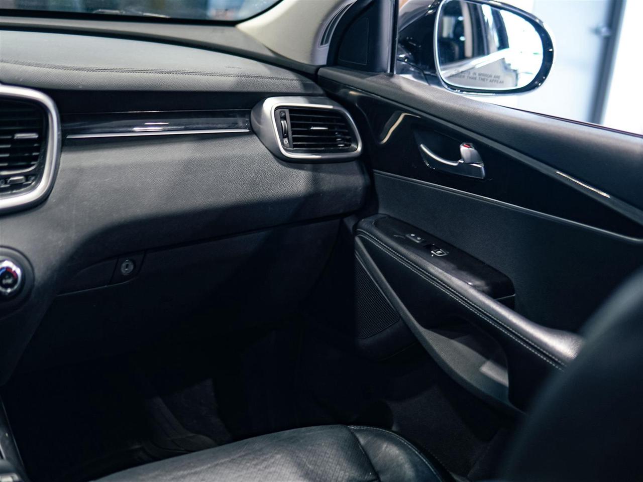 2017 Kia Sorento EX AWD | LEATHER | AS IS SPECIAL Photo