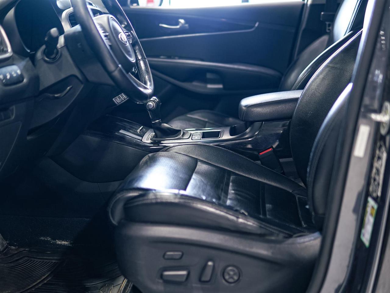 2017 Kia Sorento EX AWD | LEATHER | AS IS SPECIAL Photo