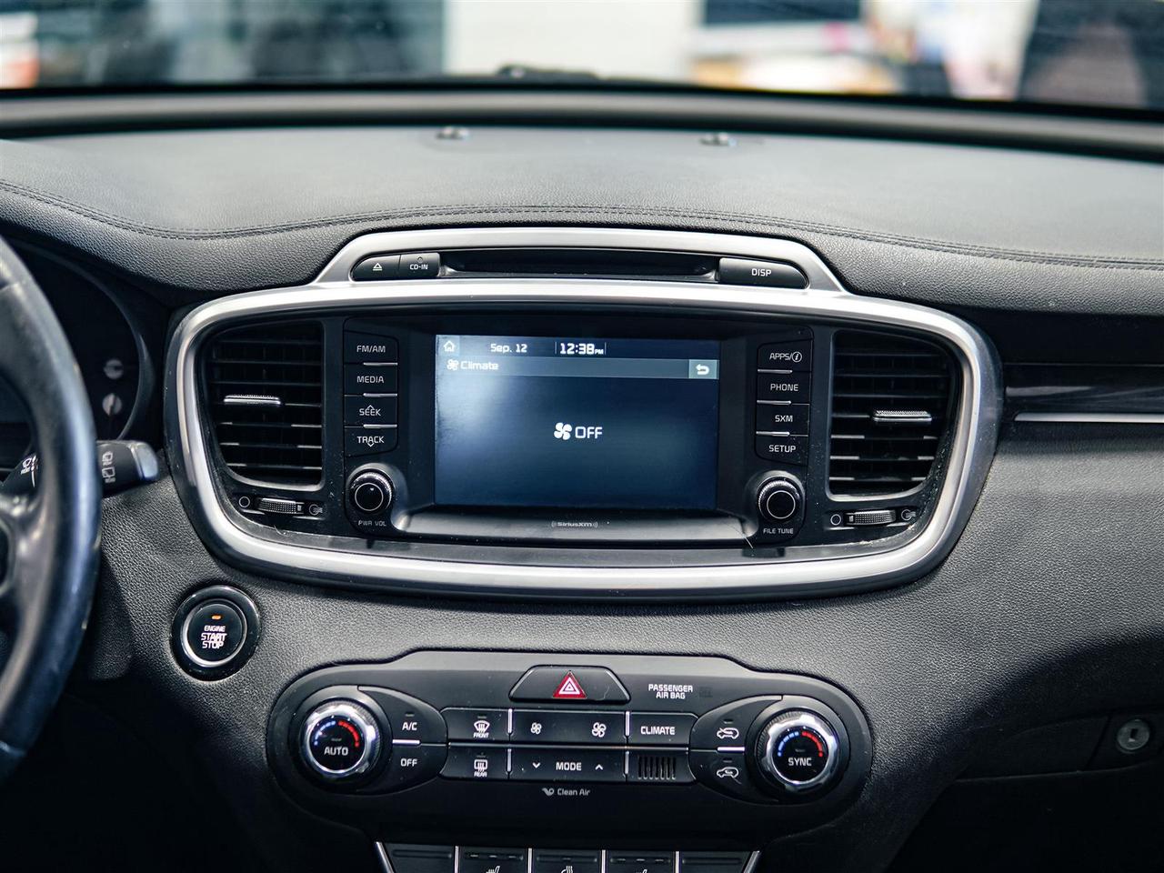 2017 Kia Sorento EX AWD | LEATHER | AS IS SPECIAL Photo