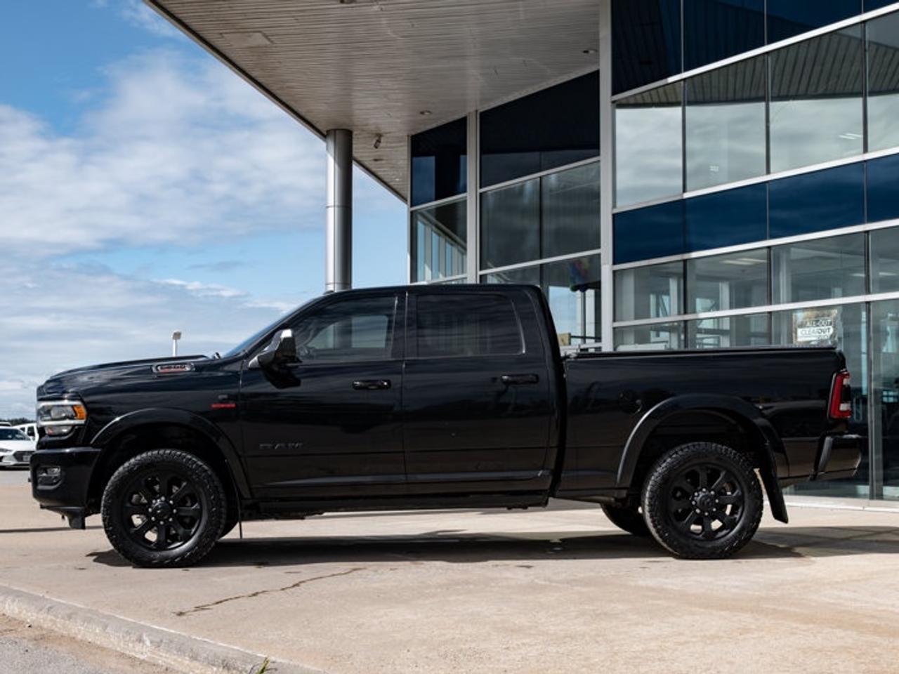 2019 RAM 3500 Laramie Photo