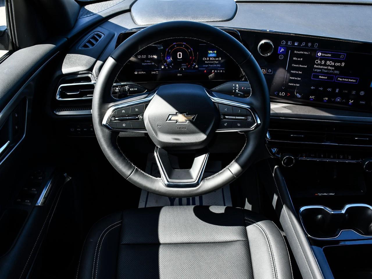 2027 Chevrolet Traverse LT Photo