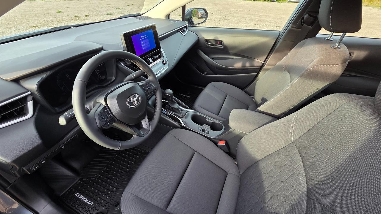 2026 Toyota Corolla LE Photo