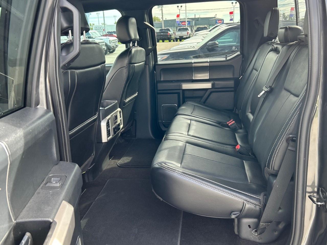 2019 Ford F-150 Lariat 4WD SuperCrew 5.5' Box Photo