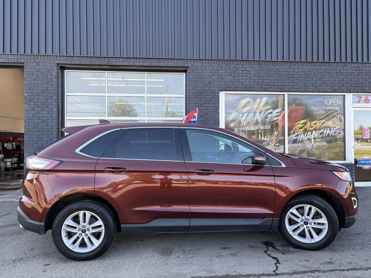 2016 Ford Edge 
