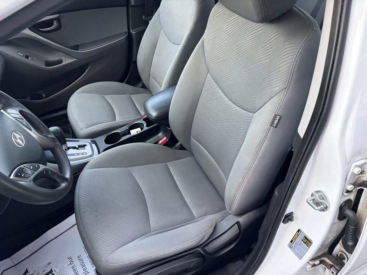 2013 Hyundai Elantra Limited Photo