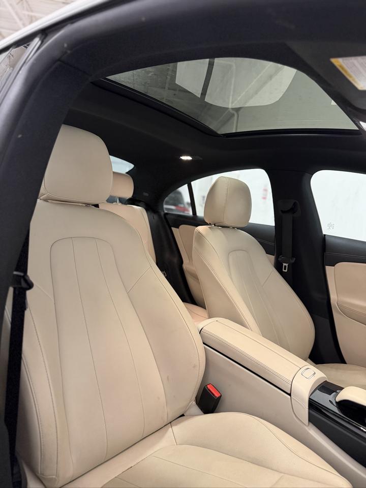 2023 Mercedes-Benz CLA-Class CLA 250 4MATIC | CARPLAY | SUNROOF | NAVI Photo