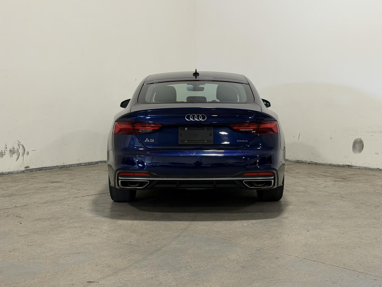 2023 Audi A5 SPORTBACK | SUNROOF | CARPLAY | LEATHER INT. Photo4