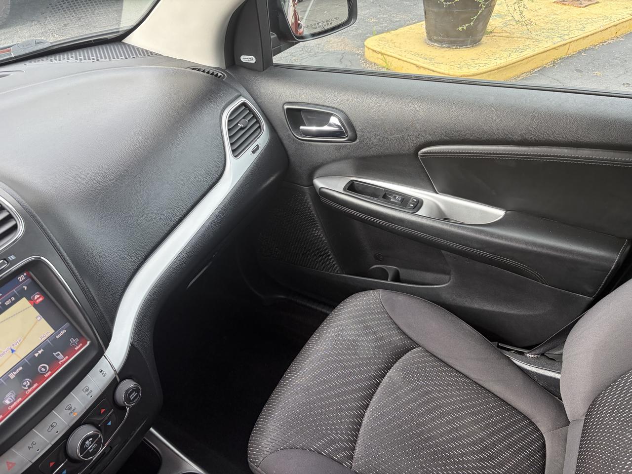 2014 Dodge Journey SXT-Loaded-7 Passenger-V6 Photo