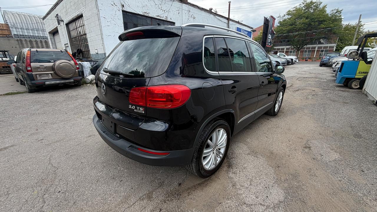 2014 Volkswagen Tiguan S Photo