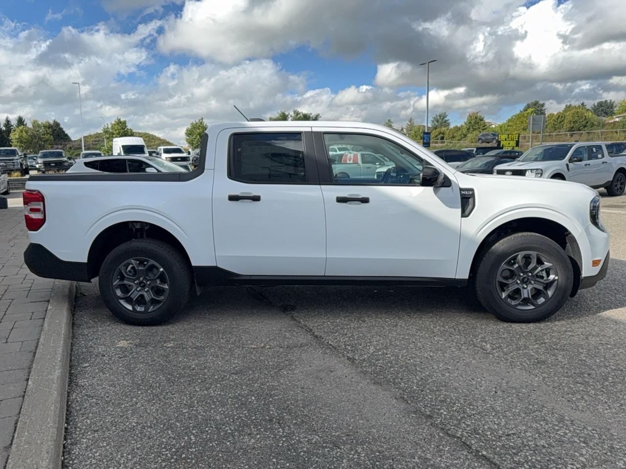 2026 Ford Maverick XLT, SPRAY IN BEDLINER, SYNC4 Photo2