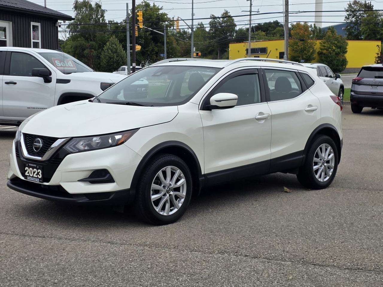 2023 Nissan Qashqai SV AWD - Photo #1