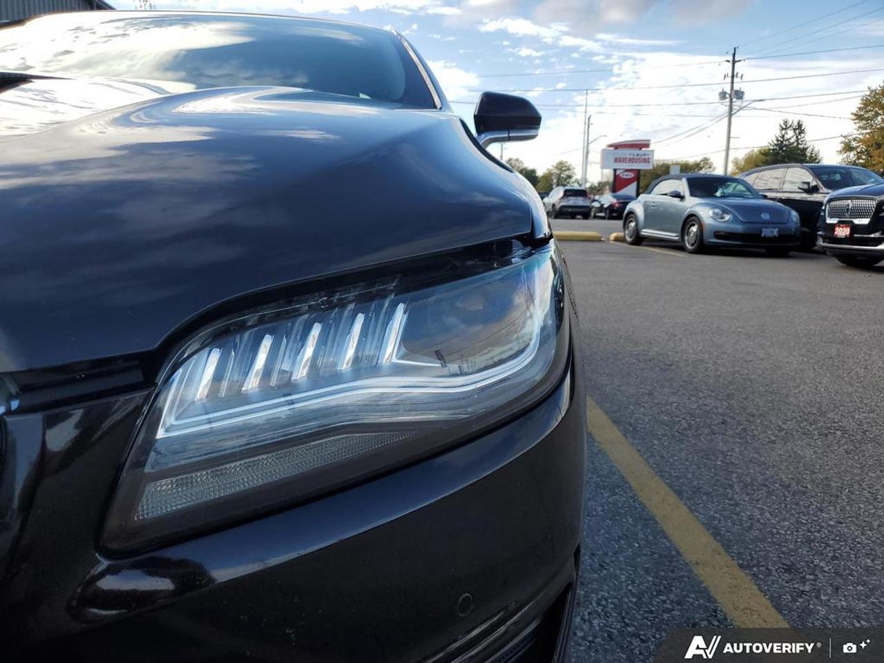2020 Lincoln MKZ AWD Reserve-NAV-ROOF-LEATHER-REMOTE START-REAR CAM Photo