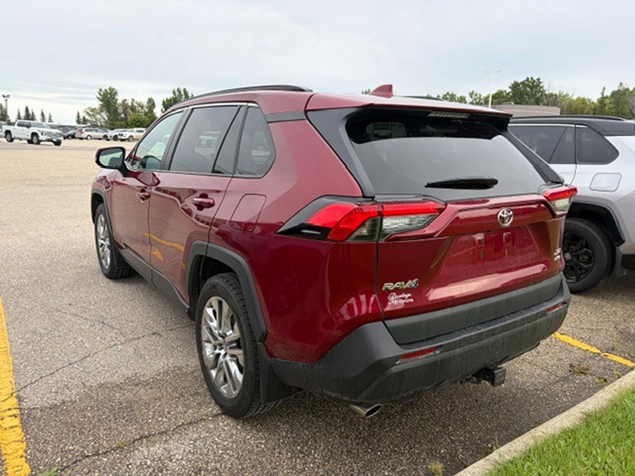 2021 Toyota RAV4  AWD XLE Premium Photo