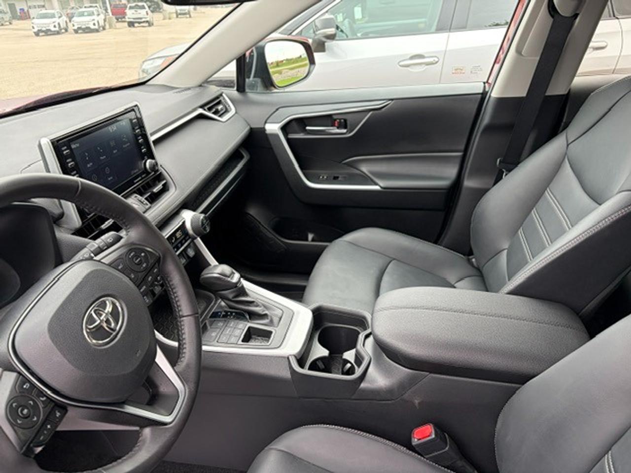 2021 Toyota RAV4  AWD XLE Premium Photo