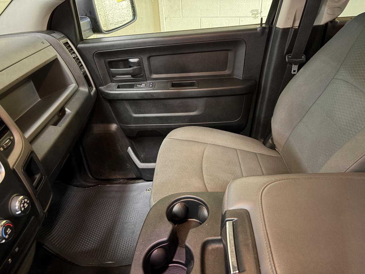 2018 RAM 1500 Express Photo