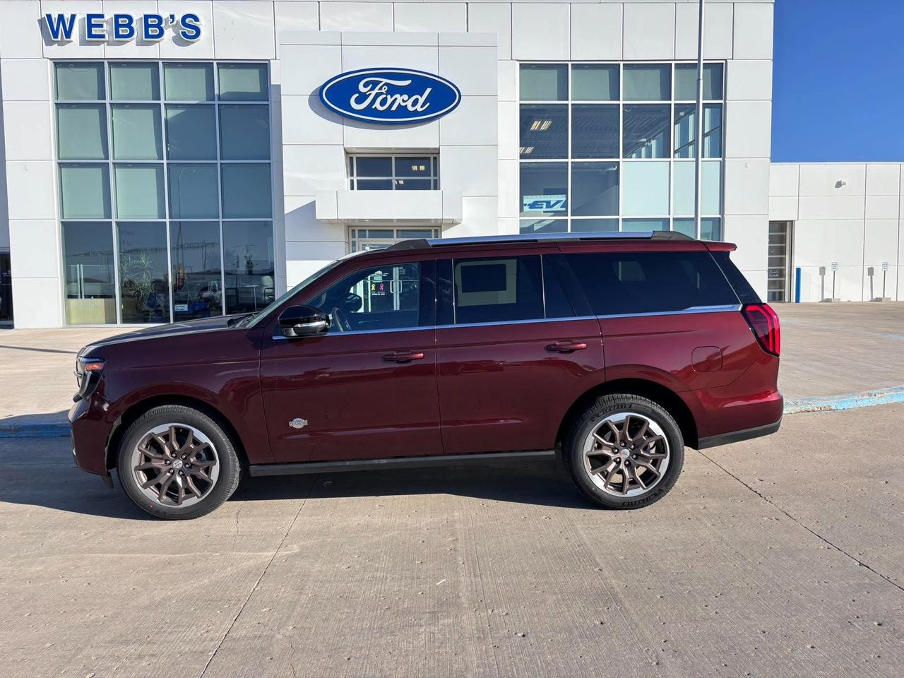 2027 Ford Expedition King Ranch 4X4 Photo4