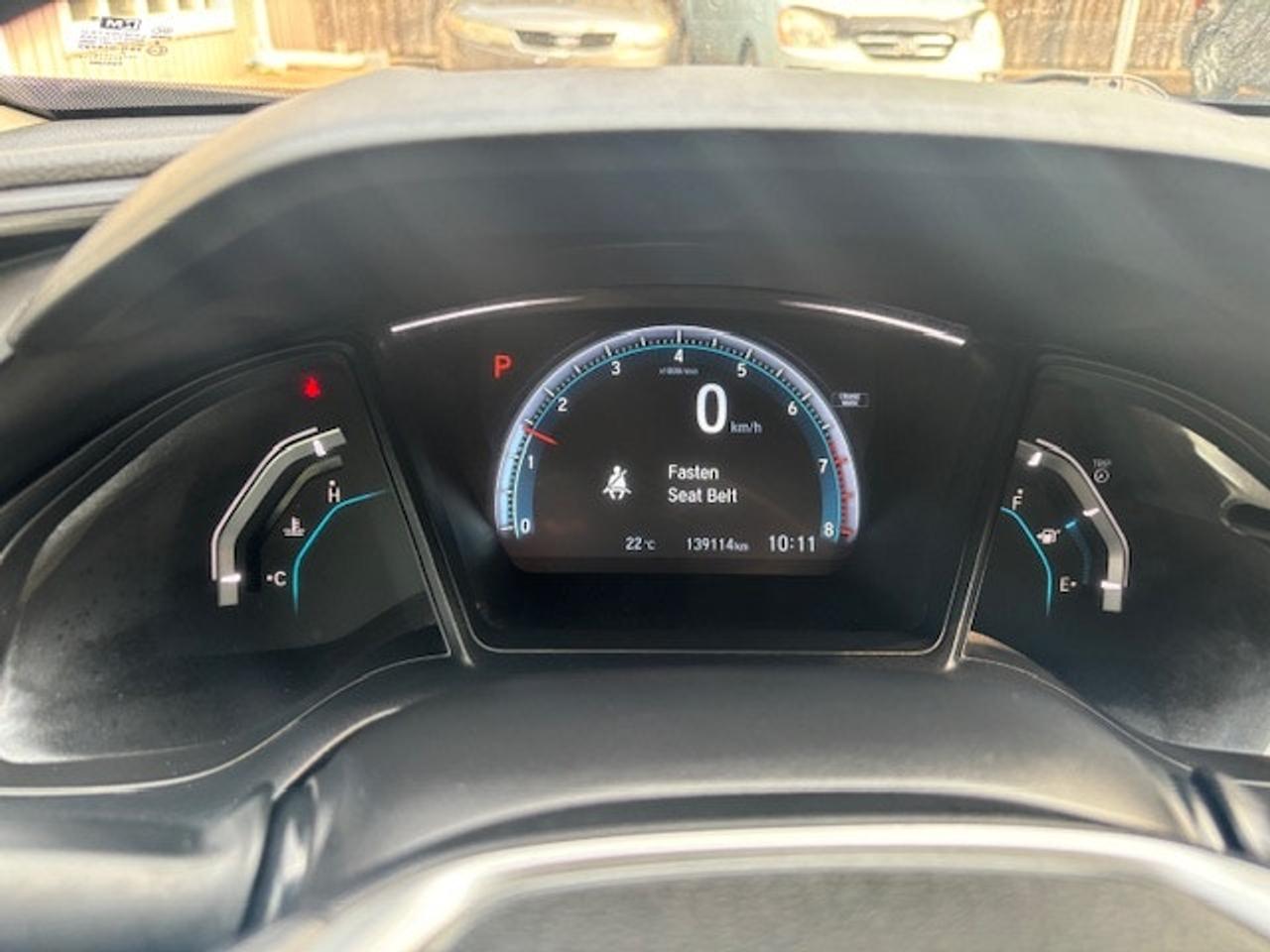 2018 Honda Civic Sedan LX only 139000km Photo