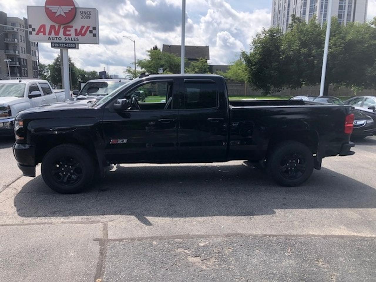 2017 Chevrolet Silverado 1500 1LT 1 OWNER NO ACCIDENTS Z71 OFFROAD Photo