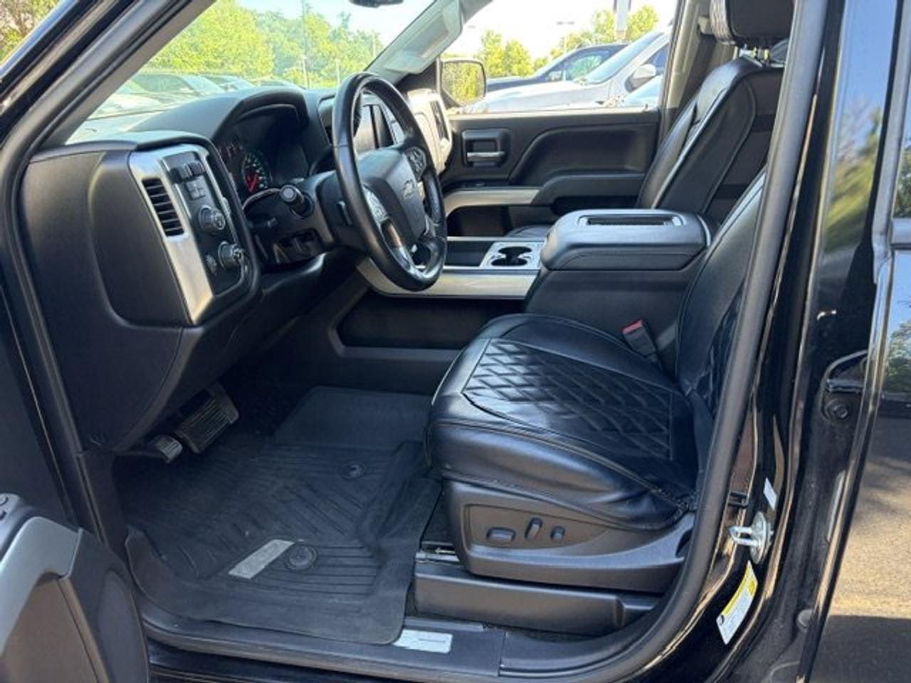 2017 Chevrolet Silverado 1500 1LT 1 OWNER NO ACCIDENTS Z71 OFFROAD Photo
