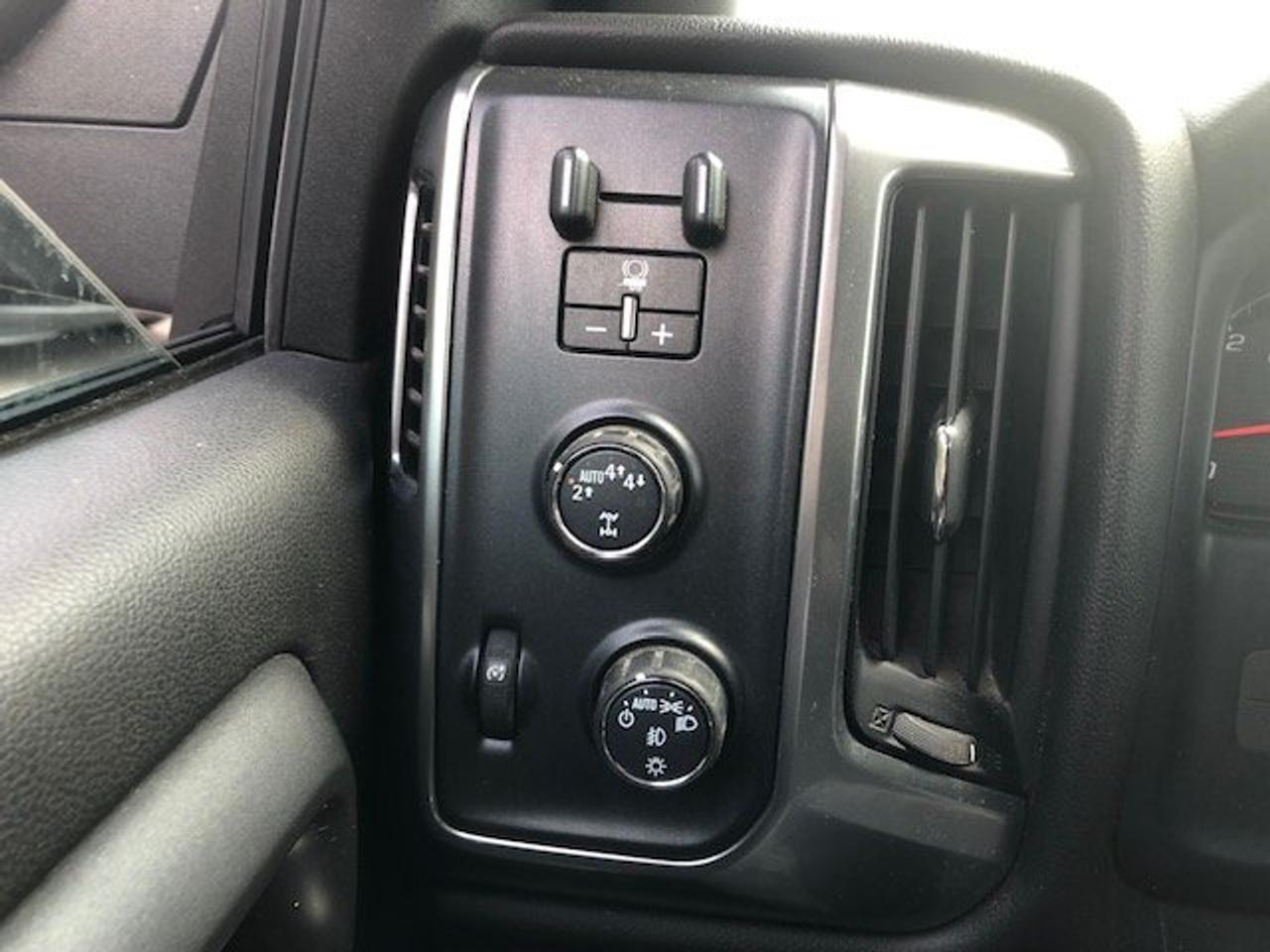 2017 Chevrolet Silverado 1500 1LT 1 OWNER NO ACCIDENTS Z71 OFFROAD Photo