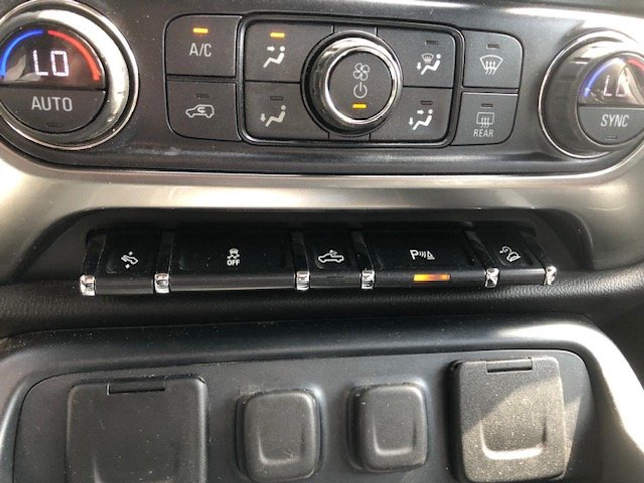 2017 Chevrolet Silverado 1500 1LT 1 OWNER NO ACCIDENTS Z71 OFFROAD Photo