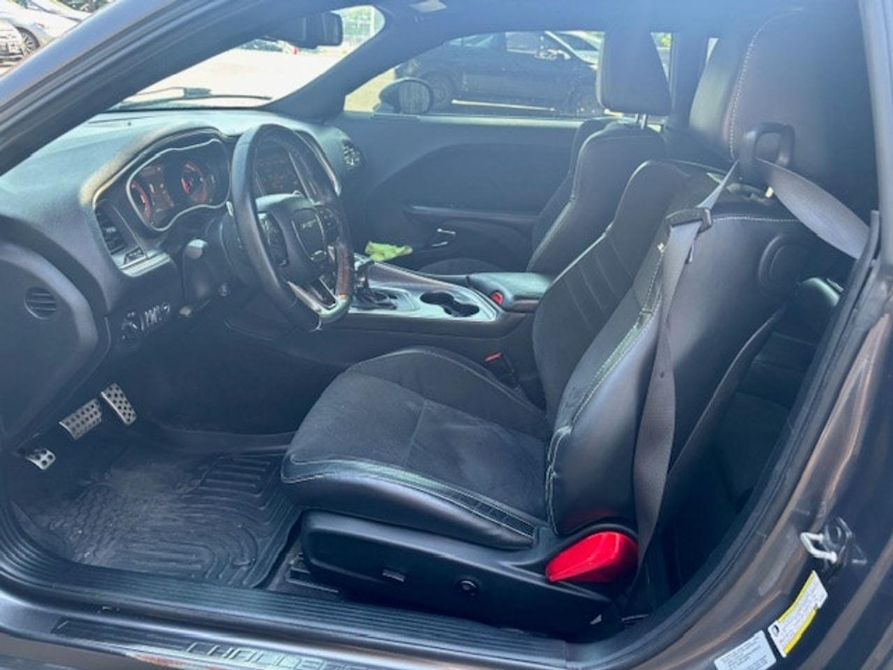 2015 Dodge Challenger SRT Hellcat 707 HP BREMBOS Photo