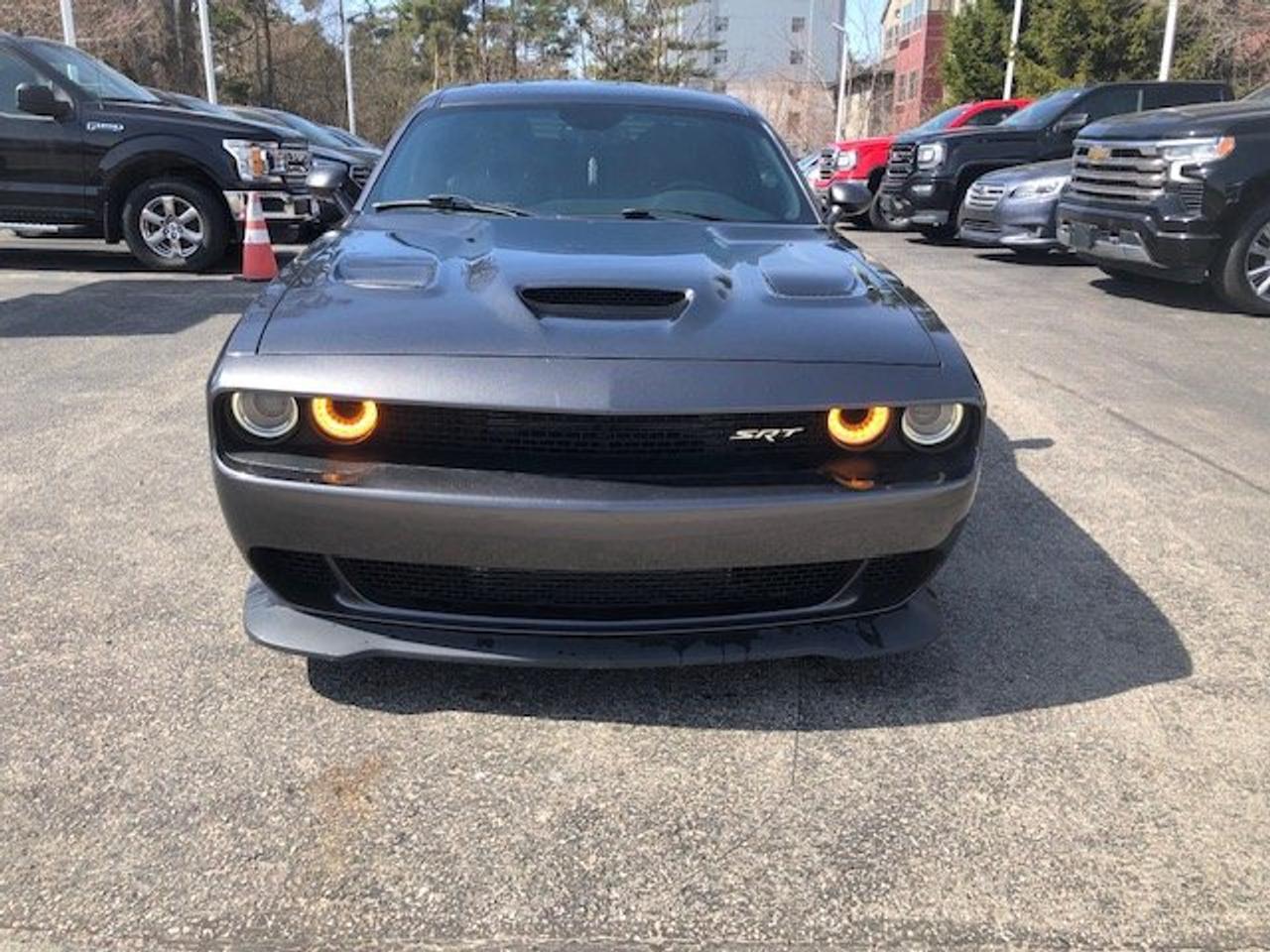 2015 Dodge Challenger SRT Hellcat 707 HP BREMBOS Photo2