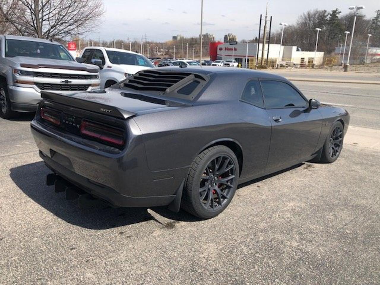 2015 Dodge Challenger SRT Hellcat 707 HP BREMBOS Photo
