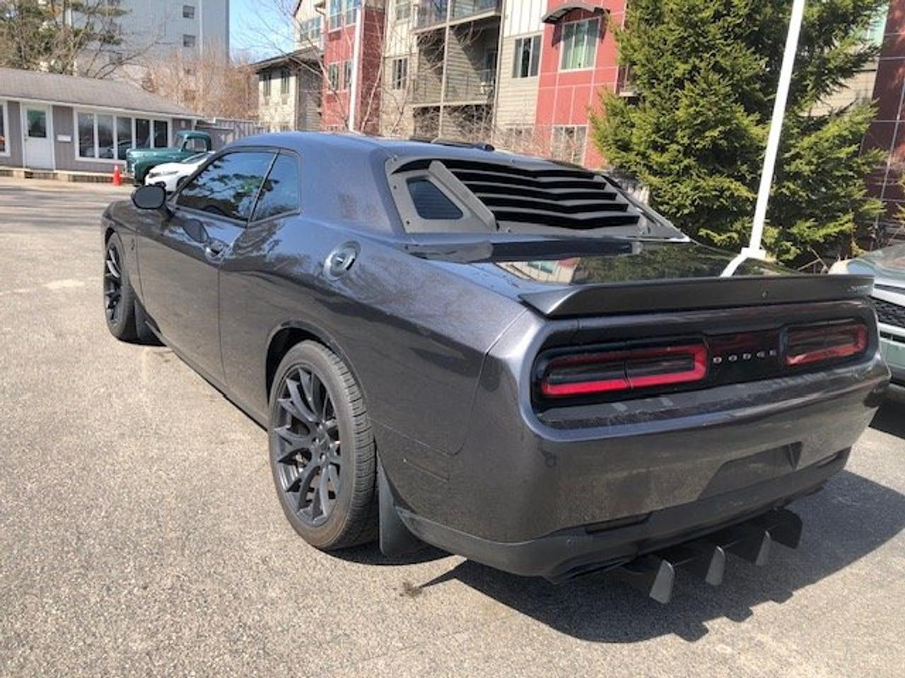2015 Dodge Challenger SRT Hellcat 707 HP BREMBOS Photo